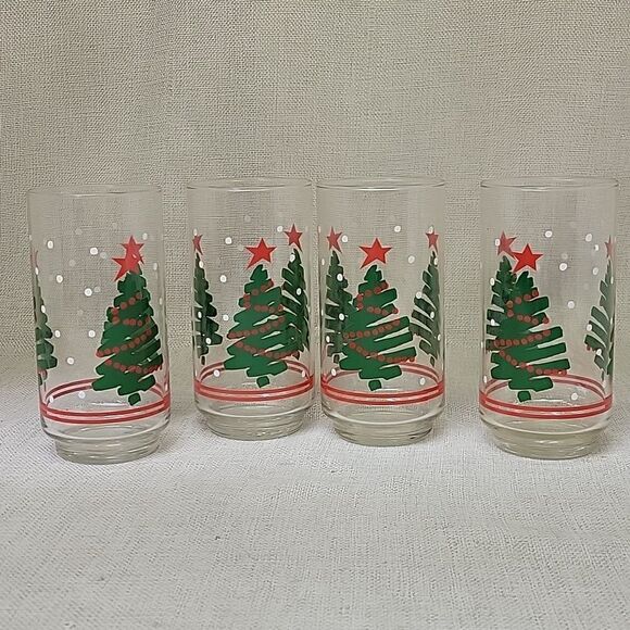 Set of 4 Vintage Libbey Christmas Glasses Tumblers Snow Tree Red Star Stripe - Picture 1 of 6